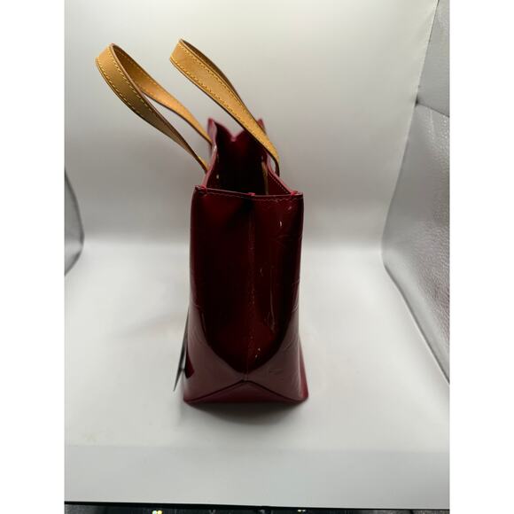 Louis Vuitton Monogram Vernis Reade PM Handbag in Red Patent Leather - Picture 8 of 8